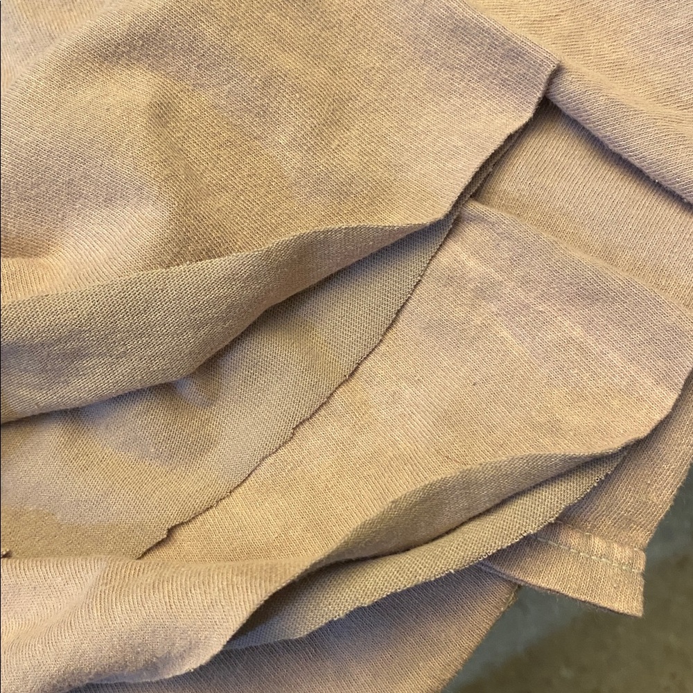 Distressed Cropped BRATZ Y2K Tee Shirt - Picture 7 of 11